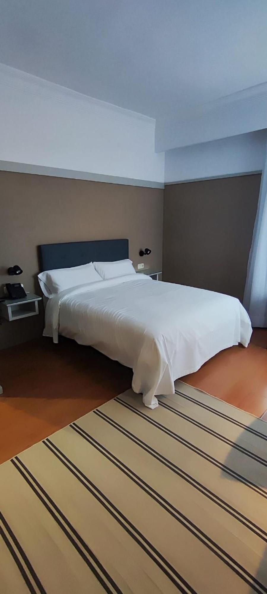 Hotel Ciudad Del Sol Ecija Exterior photo